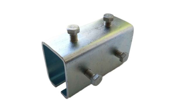 Кронштейн соединительный для среднего комплекта подвесных ворот